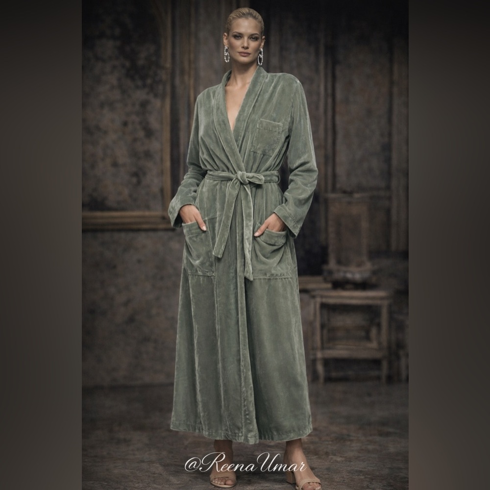 MM6 Maison Margiela Velvet Long House Coat – Made in Italy – Green